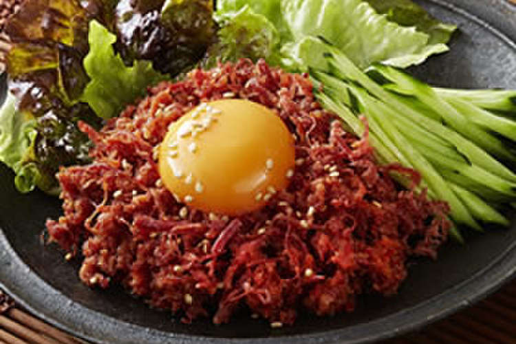 コンビーフのユッケ風 レシピ 作り方 By 明治屋コンビーフ クックパッド