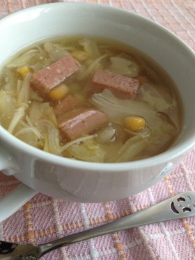 スパムでほっこりコンソメスープ☆