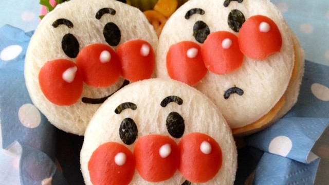 アンパンマンのサンドイッチ キャラ弁 レシピ 作り方 By Haママ クックパッド 簡単おいしいみんなのレシピが352万品