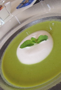 簡単♡グリーンピースとミントのスープ 