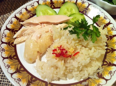 マレーシア流チキンライス（海南鶏飯）の写真