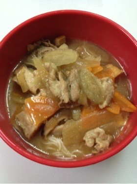 ☆濃いくなった残り豚汁で簡単にゅうめん☆