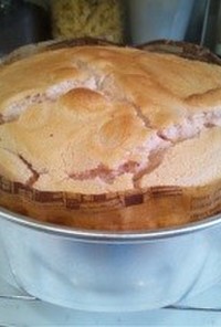 ふわっふわっ苺のスフレチーズケーキ