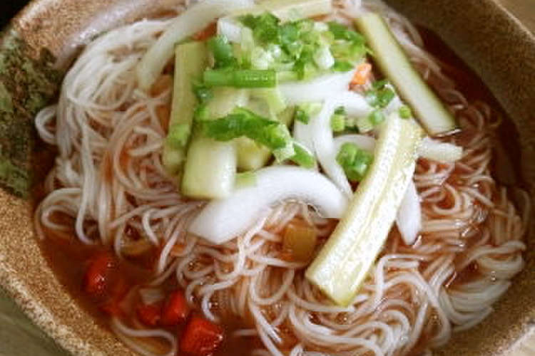 アレンジ トマト麺つゆで食べるそうめん レシピ 作り方 By Nagi 0810 クックパッド 簡単おいしいみんなのレシピが357万品