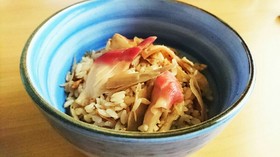 旨ぃ♪炊き込みご飯<ホッキ編>