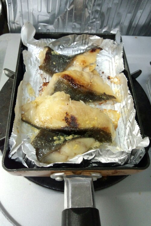 卵焼き器で簡単に魚を焼こう！の画像