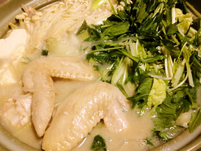 ☺濃厚鶏白湯スープで♪博多の水炊き☺の画像
