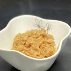 お弁当に便利★甘辛味で簡単《ツナそぼろ》