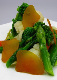 カラスミのせ温野菜サラダ
