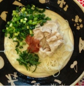豚しゃぶと叩き梅の豆乳ぶっかけそうめん