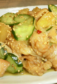 鶏とパイナップルの中華風サラダ