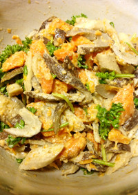 蒸し野菜の味噌マヨごまサラダ