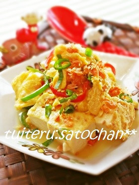 *鮭フレークと卵の炒り豆腐*