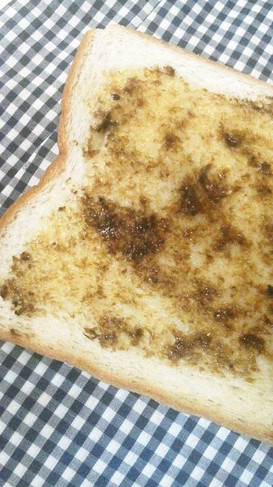 海苔の佃煮トースト はまるよ♪
