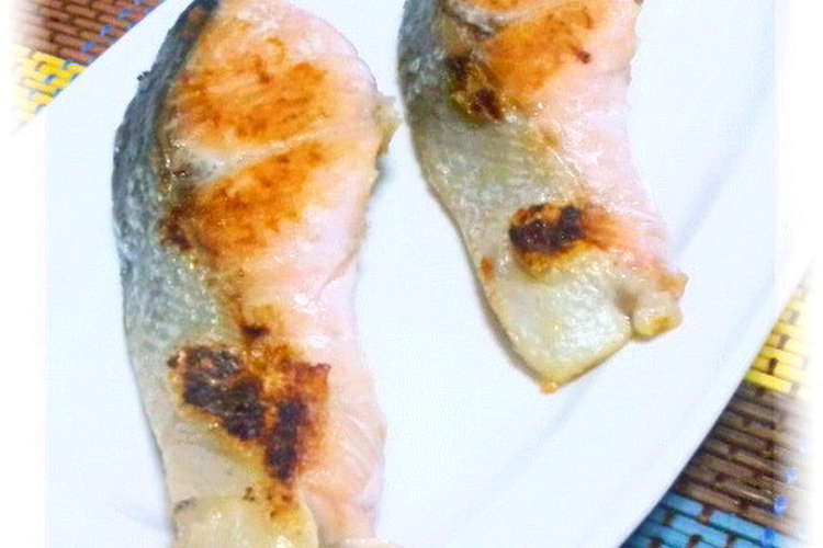 簡単 フライパンでふっくら焼き鮭 レシピ 作り方 By あーちゃん2451 クックパッド 簡単おいしいみんなのレシピが361万品