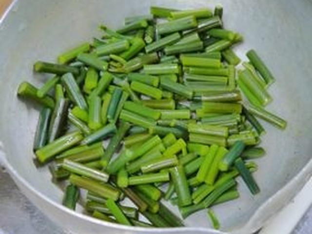 簡単 ワラビのアク抜き 重曹で確実に レシピ 作り方 By ペンションすまいる クックパッド 簡単おいしいみんなのレシピが377万品