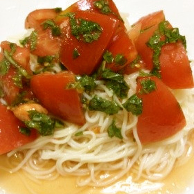 トマト 大葉で さっぱりぶっかけそうめん レシピ 作り方 By カオリンｋ クックパッド 簡単おいしいみんなのレシピが359万品