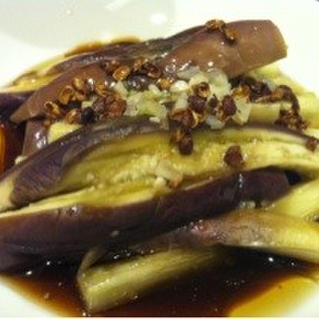 中国人直伝 蒸し茄子の花椒油 黒酢がけ レシピ 作り方 By そら ｃｏｏｋｉｎｇ クックパッド 簡単おいしいみんなのレシピが357万品