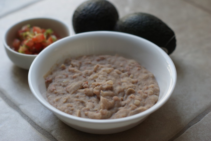 インスタントポットまたはスロークッカーで作るリフライドビーンズのレシピ