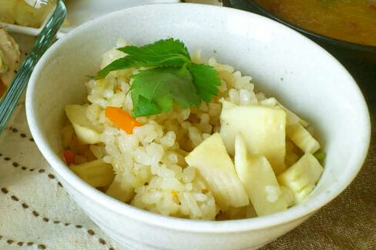とっても簡単 炊飯器にお任せの筍ご飯 レシピ 作り方 By ポテチ犬 クックパッド 簡単おいしいみんなのレシピが352万品