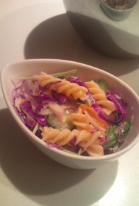 紫キャベツのパスタサラダ