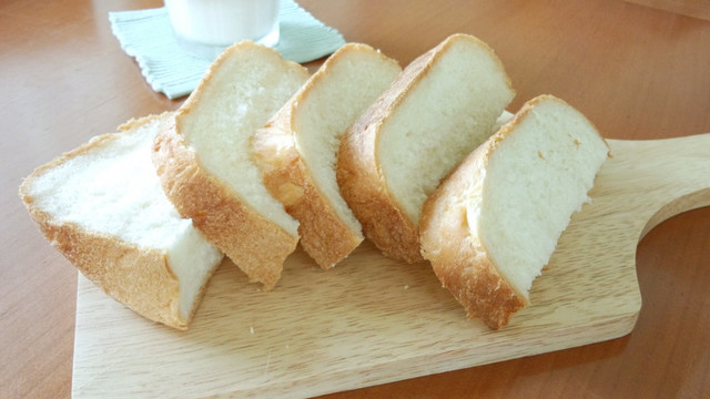 Hbで作る アノ金の食パン風 レシピ 作り方 By ｋｉｒａｋｉｒａ５ クックパッド 簡単おいしいみんなのレシピが356万品