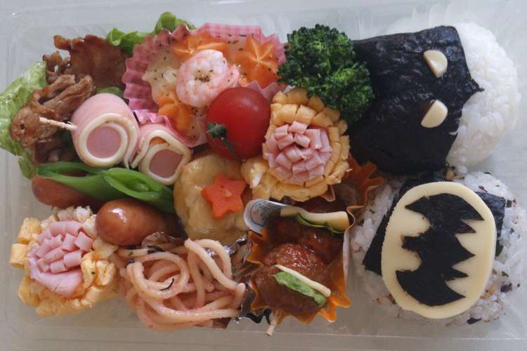 男の子 中学生向けキャラ弁バットマン弁当 レシピ 作り方 By らいむ777 クックパッド