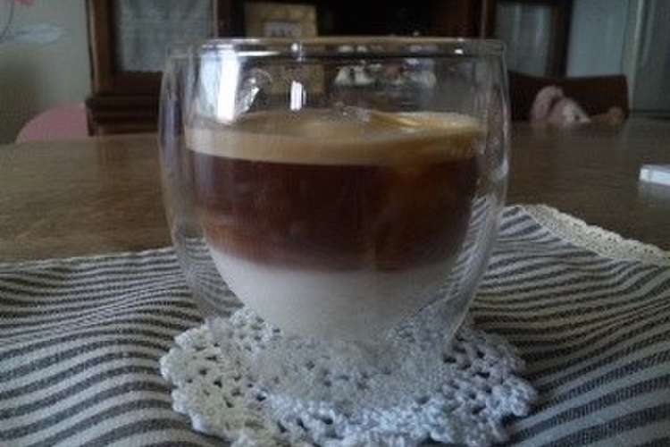 ２層のアイスコーヒーラテ レシピ 作り方 By Yumenonnon クックパッド 簡単おいしいみんなのレシピが360万品