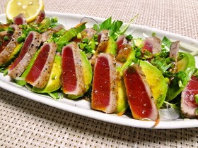 アボカドとマグロのたたきサラダ特製ドレ