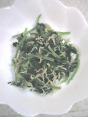 ☆カンタンカンタン☆ほうれん草のしらす和え