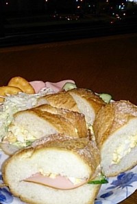 カフェ風サンドイッチ　ツナタマゴ