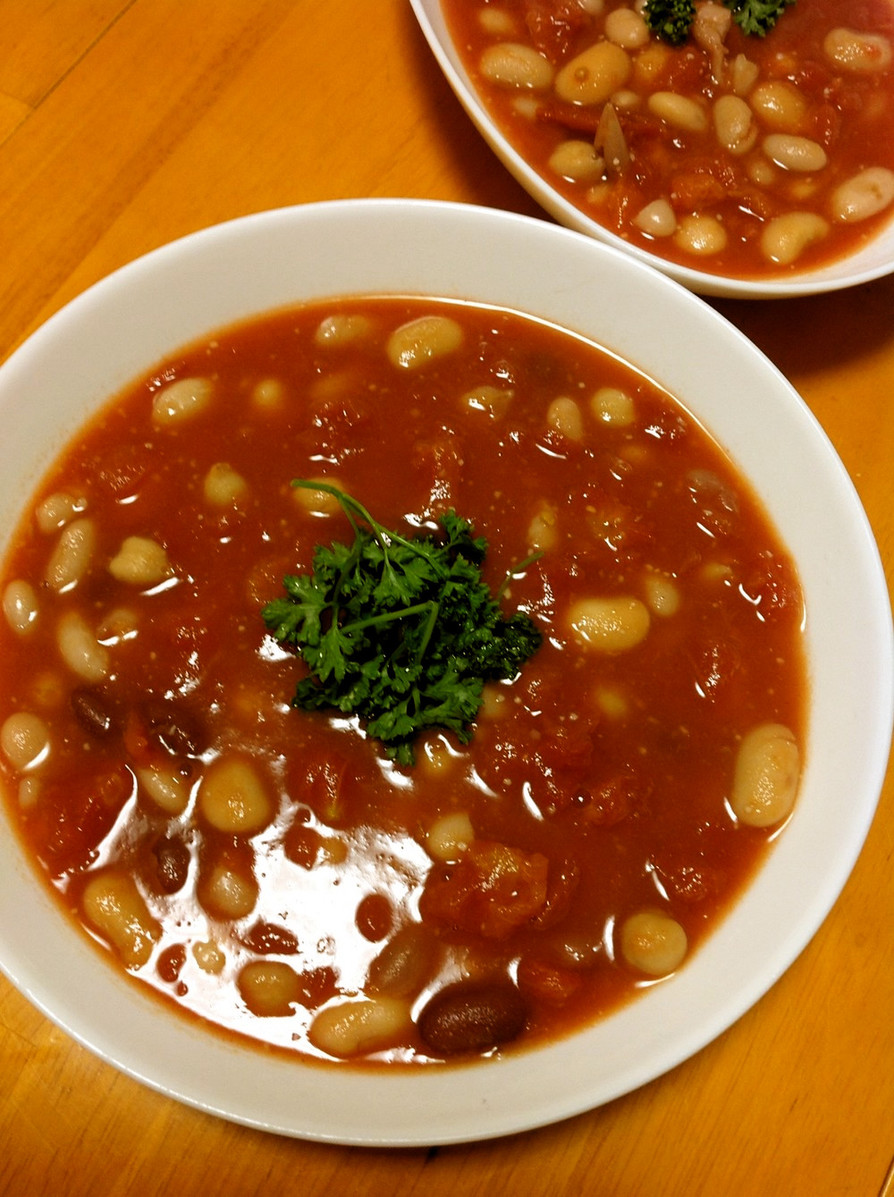 ケールとバタービーンズのペストスープのレシピ