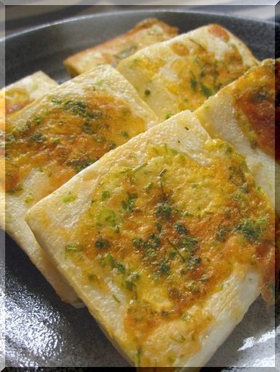 チーズ入りはんぺんの青海苔ピカタの写真