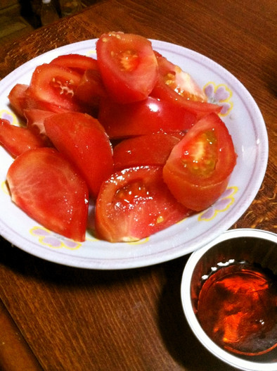 冷やしトマトのバルサミコ蜜がけの写真