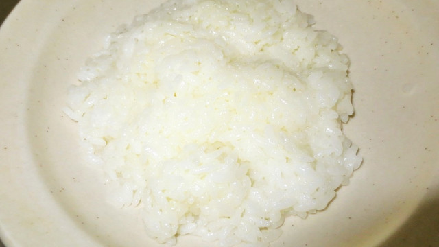 冷蔵庫の冷ご飯 レンジで復活 レシピ 作り方 By たまきのパパ クックパッド 簡単おいしいみんなのレシピが360万品