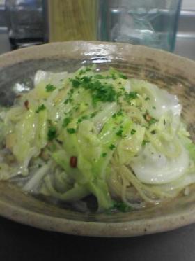 キャベツの中華風ペペロンチーノ