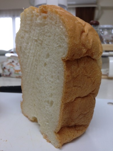【HB】薄力粉50%ふんわりミルク食パンの写真