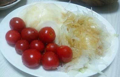 かぶ&新玉葱&ミニトマトの和風サラダの写真