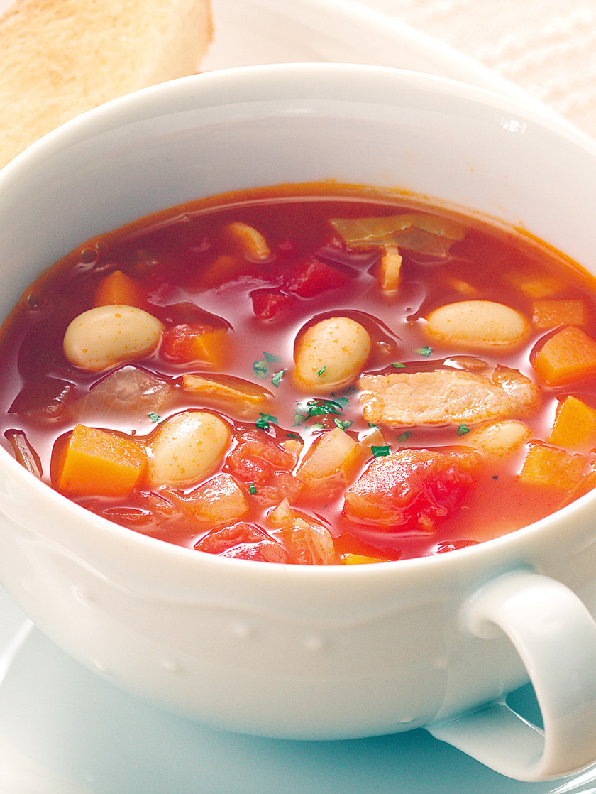 ボリュームたっぷりミネストローネスープのレシピ