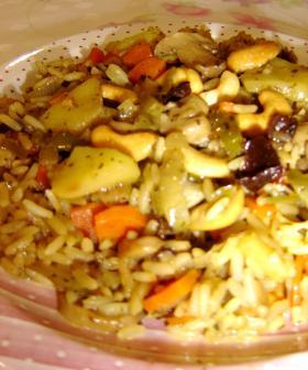 ベジタリアン風野菜味噌ドライカレーライス