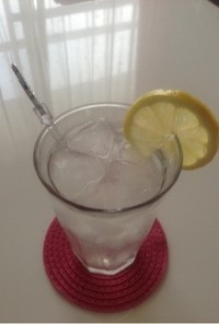 夏バテ熱中症予防にハチミツレモン水