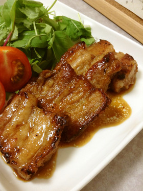 豚バラ肉のバルサミコソテー