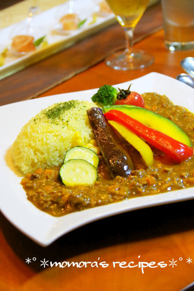 挽肉で簡単♬野菜たっぷりのキーマカレー