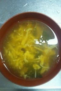 7月４日晩飯　【卵スープ・おにぎり】