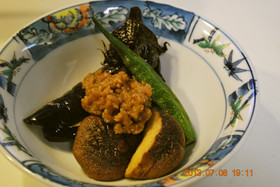 簡単♪ 茄子・椎茸・オクラの肉みそ添え
