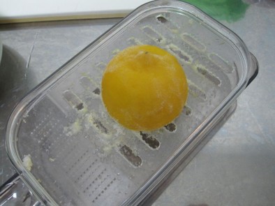 【家庭で冷凍】皮ごと国産レモンおろしの写真