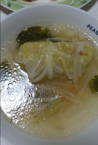 肉巻きキャベツの中華スープ
