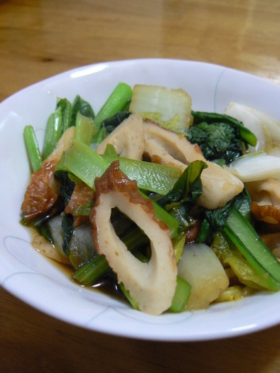 白菜と小松菜とちくわの煮浸しの写真