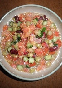 夏野菜と豆のサラダ