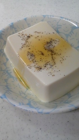 簡単!激旨!冷奴~塩とごま油◎